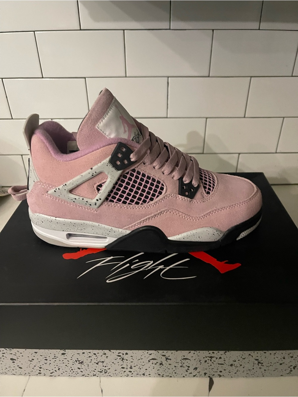 Men’s Retro 4 Pink Orchid Size 6.5.